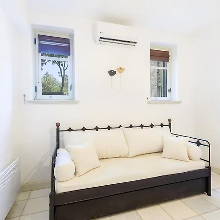Aurora By Mediterra Ferienhaus Isterni (Paros)